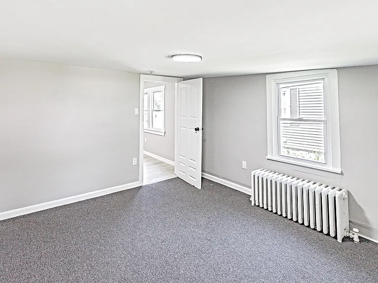 218 Sinnickson St — Photo 10