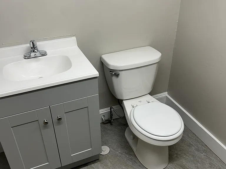 128 Raymond Rd #3 — Photo 6