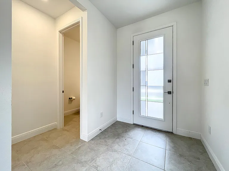 4379 Renly Ln — Photo 57