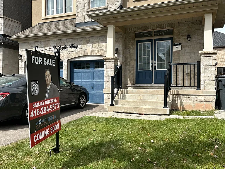 9 Lyle Way — Photo 2