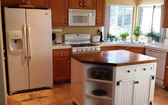 4th image of 3498 Belvedere Way