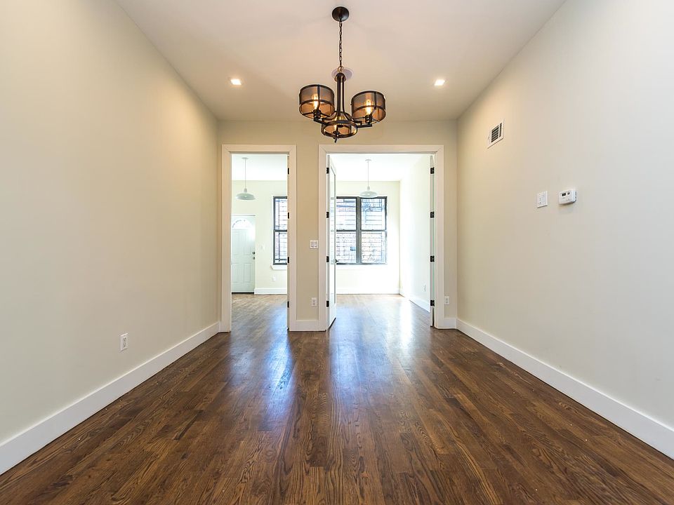 1st image of 250 Stockholm St