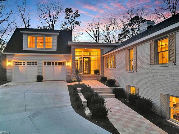 2nd image of 436 Gosnold Ct