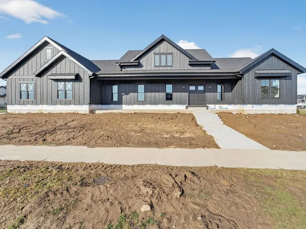 6250 Ronald Reagan Dr, Deforest, WI 53532