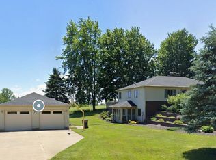 1822 138th Ave, Dorr, MI 49323