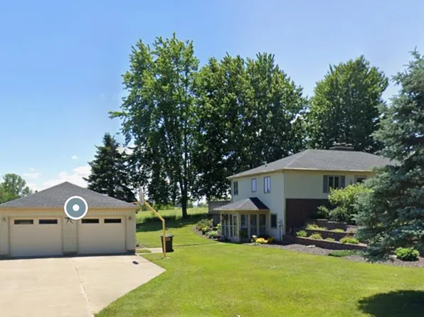 1822 138th Ave, Dorr, MI 49323