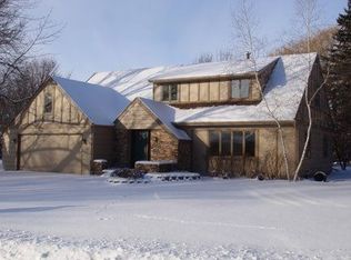 405 21st St NW, Austin, MN 55912