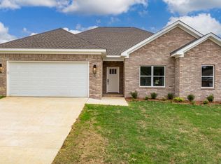 6 Oaks Ln, Greenbrier, AR 72058