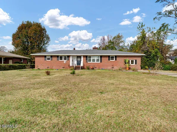 1609 Robert E Lee Drive, Wilmington, NC 28412
