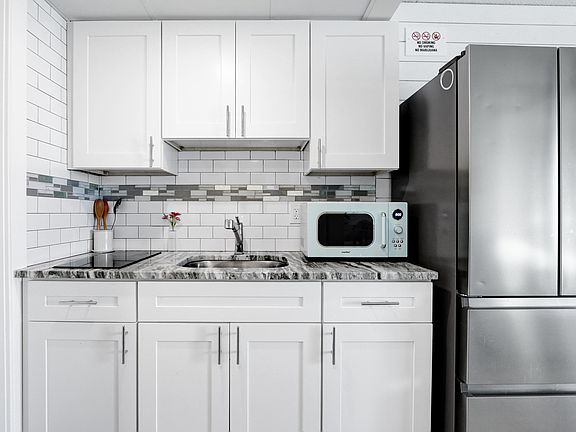 5th image of 301-309 Ocean Ave #201