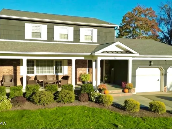 24 Burntmill Circle, Oceanport, NJ 07757