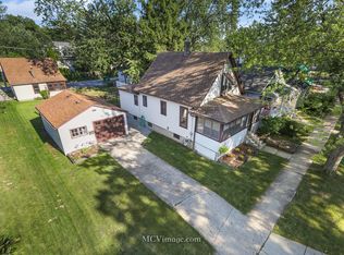 723 Warner Ave, Lemont, IL