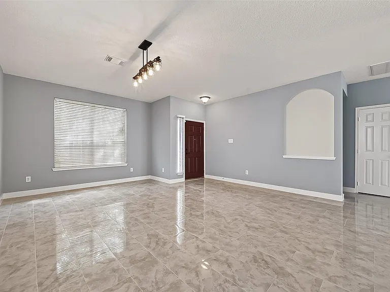 9526 Heflin Colony Dr — Photo 5