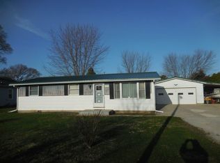 1124 Elizabeth St, Rochester, IN 46975