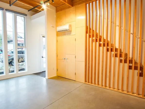 Modern Design Live/Work Townhouse in NW Portland!, 1247 NW 19th Ave, Portland, OR 97209