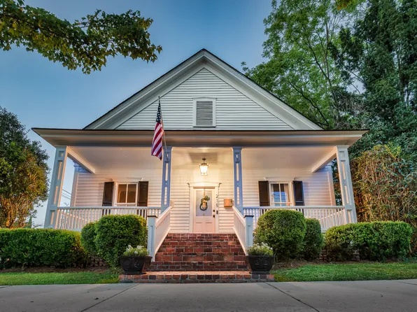 215 S Love St, Thomasville, GA 31792