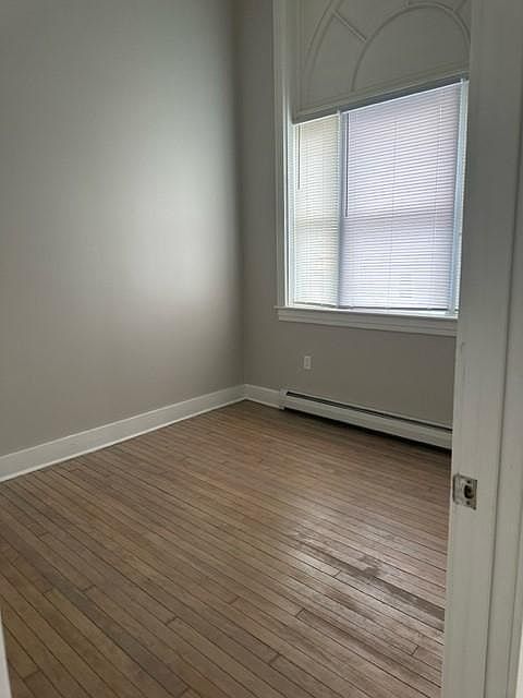 2nd image of 1255 Market St APT 302