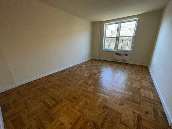 4th image of 144-99 37th Ave #1