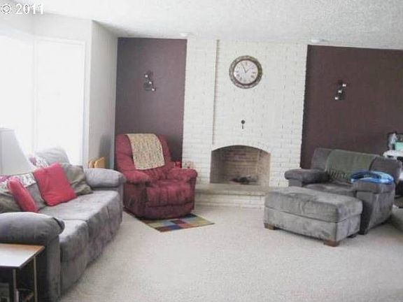 201 Harvey Ave., Eugene