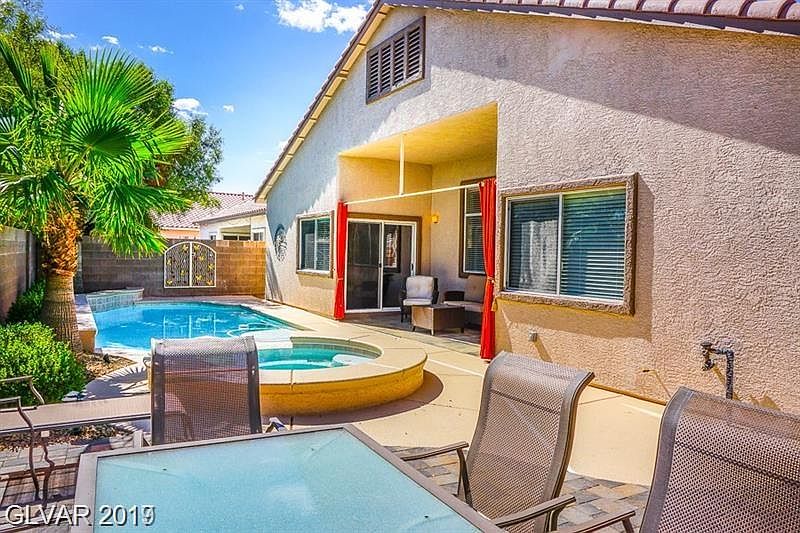 1st image of 2814 Gallant Hills Dr