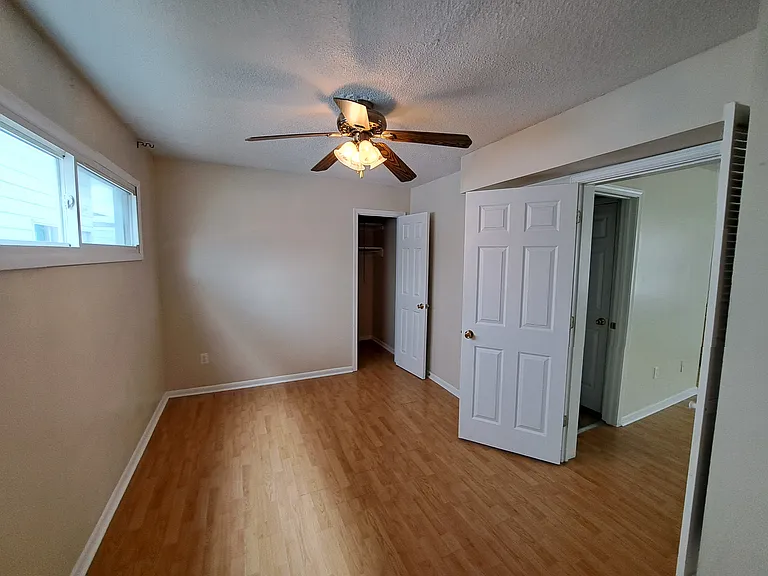 1014 S College Ave #A — Photo 6