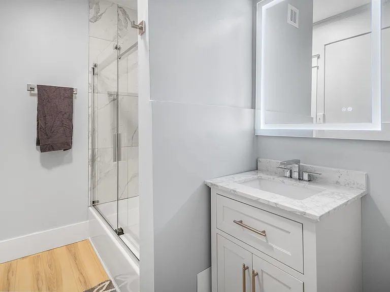 104 Harvard Pl — Photo 123