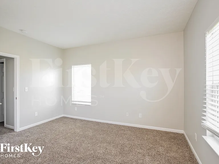 958 Adena Ln — Photo 15