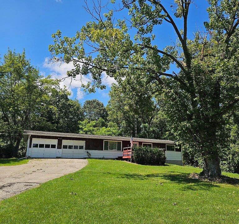 1st image of 1660 Donnely Rd