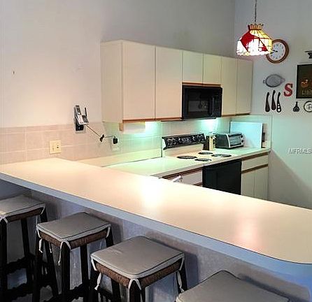 3rd image of 2722 Oak Park Way #203
