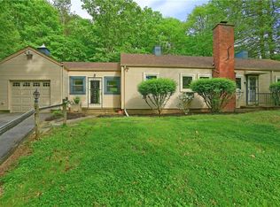 113 Fern Hollow Rd, Sewickley, PA 15143