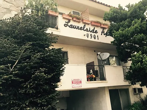 4901 Laurel Canyon Blvd #6C Photo 1