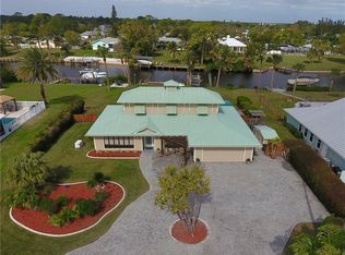 834 NW Spruce Ridge Dr, Stuart, FL 34994