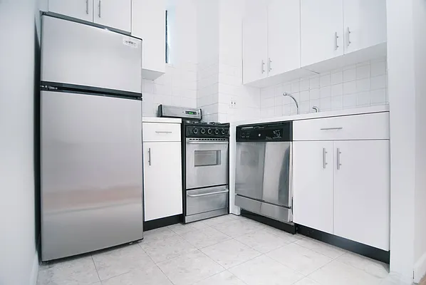 Rented by WAM Partners - William Moses Co. | media 53