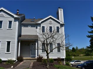 21 Mule Path Cir, Rochester, NY 14606