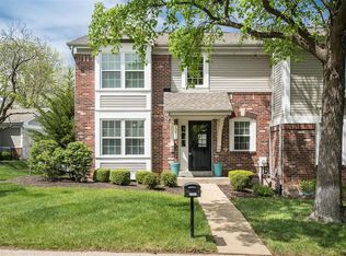 15813 Harris Ridge Ct, Chesterfield, MO 63017