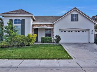 1911 Charm Way, Sacramento, CA