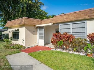 2816 SW Natura Blvd APT B, Deerfield Beach, FL 33441