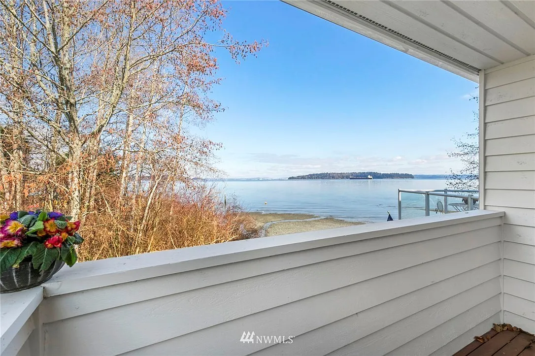7941 SE Southworth Dr — Photo 4