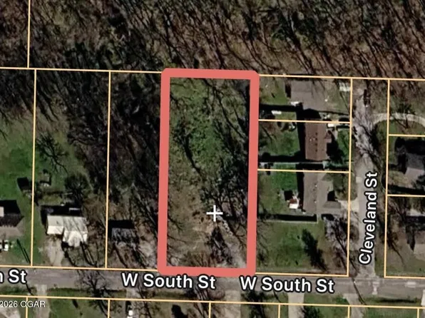 216 W South St, Neosho, MO 64850