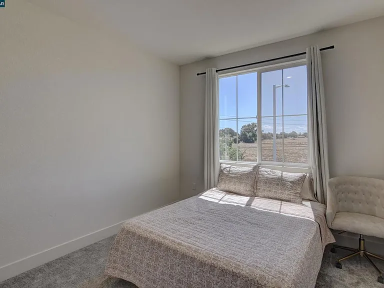 281 Cinnabar Way — Photo 24
