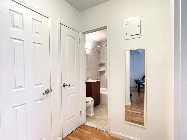 136-04 Cherry Avenue #3I, Flushing, NY 11355