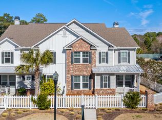 2658 Park West Blvd, Mount Pleasant, SC 29466