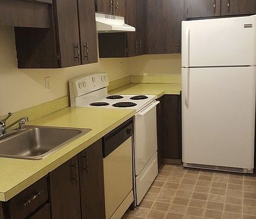 2nd image of 6703 111th St E APT 2