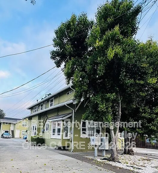373 Richmond Ave #2 — Photo 9