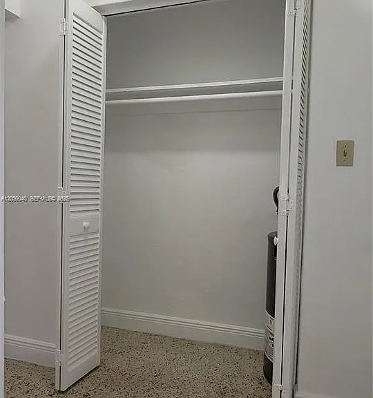 34 E 21st St #19 — Photo 8
