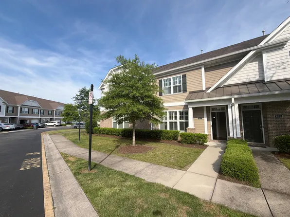 463 Abelia Way, Chesapeake, VA 23322