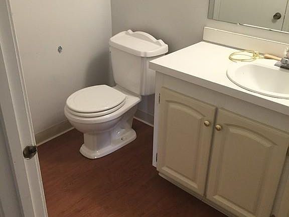 2nd image of 122 Greenbrook Dr