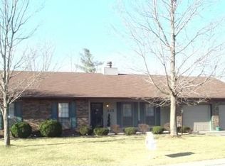 315 Flagstone Dr, Belleville, IL 62221