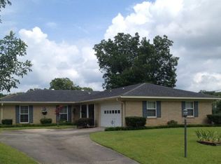 115 Sunset Ave, Vicksburg, MS 39180