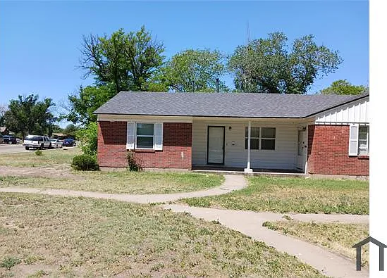 2708 Duncan Dr #B
